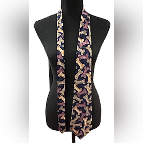 🦴🐶 DOG BONE TIE!! DESIGNS BY A.ROGERS TIE! PERFECT FOR THE “DOGGY DADDY” 🐶🦴 - Picture 4 of 11